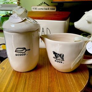 Newly released ICON sugar and creamer